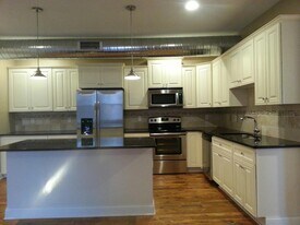 14 Jackson St in Batavia, NY - Building Photo