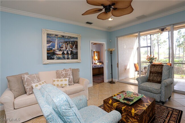 12070 Matera Ln in Bonita Springs, FL - Foto de edificio - Building Photo