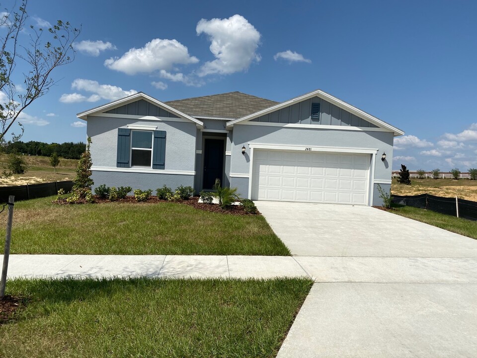 2481 Biscotto Cir in Davenport, FL - Building Photo