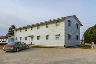 4768 E 2351st Rd in Somonauk, IL - Building Photo - Building Photo