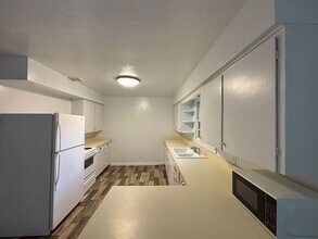 933 Westfall Ave in Kalamazoo, MI - Building Photo - Building Photo