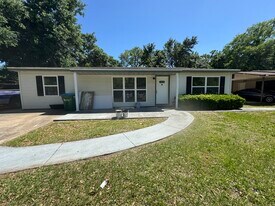 3402 Chicago Ave in Pascagoula, MS - Building Photo