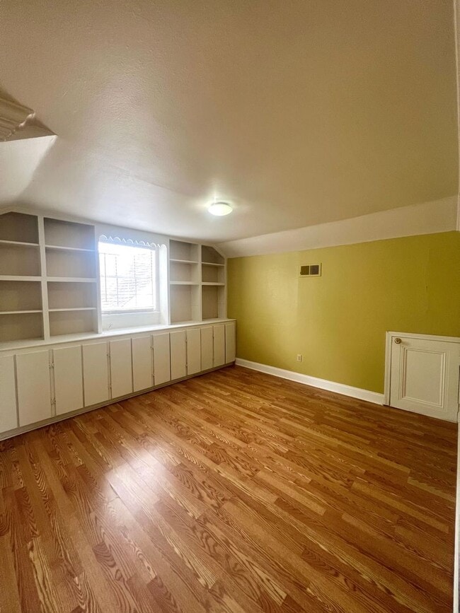 property at 150-150 Millaudon St