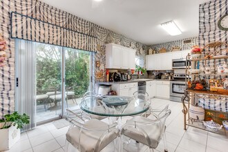 11706 Briarwood Cir-Unit -1 in Boynton Beach, FL - Foto de edificio - Building Photo