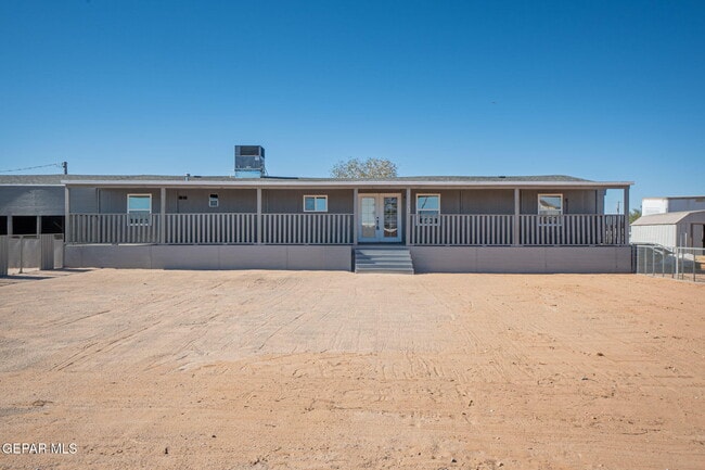 property at 14741 Bocalusa Ave