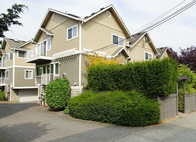 property at 657 W Emerson St