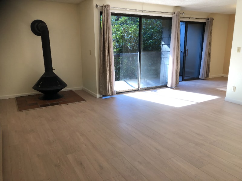 6479 137th Ave NE in Redmond, WA - Building Photo