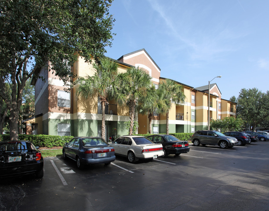 Buena Vista Point Apartments in Orlando, FL - Building Photo