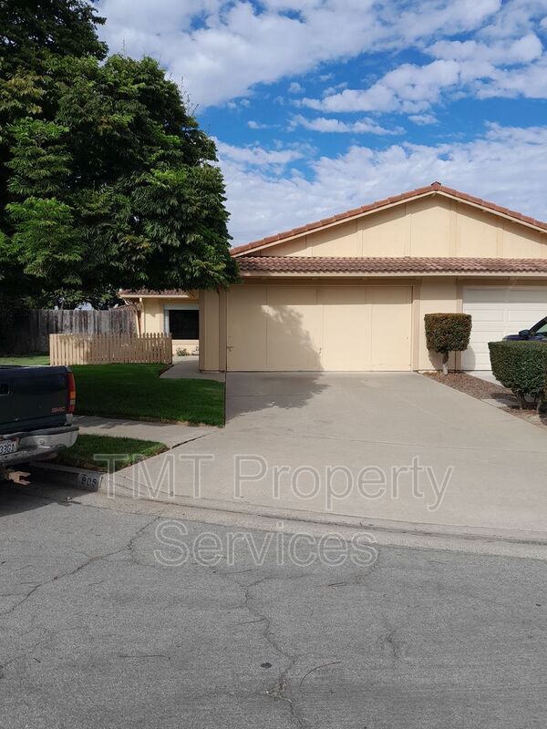 property at 805 N L St