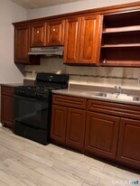 50 York St in Hartford, CT - Building Photo