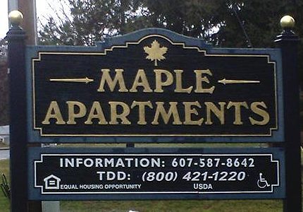 Maple Apartments in Alfred, NY - Foto de edificio