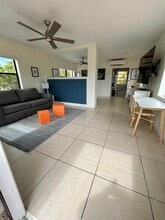 381 SE 20th Ave in Deerfield Beach, FL - Building Photo - Building Photo