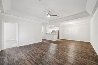 Bluffs at Riverview in Birmingham, AL - Foto de edificio - Building Photo