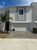 251 Nine Iron Dr in Davenport, FL - Building Photo
