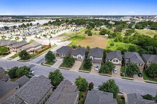 16304 Travesia Way in Austin, TX - Building Photo