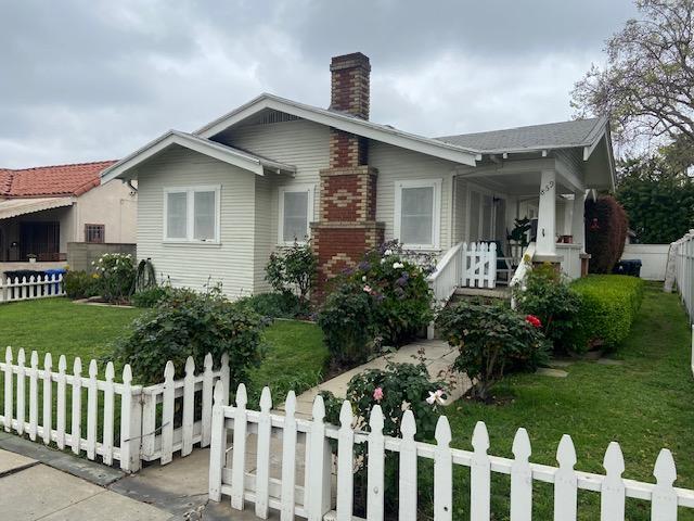 property at 859 N Gardner St