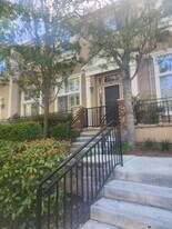 26848 Marina Point Ln in Santa Clarita, CA - Building Photo