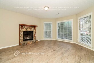 649 Cedar Valley Trce in Lawrenceville, GA - Foto de edificio - Building Photo