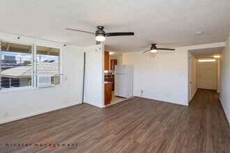 2133 Metcalf St in Honolulu, HI - Foto de edificio - Building Photo
