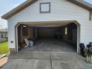 260 1st St S in Montrose, MN - Building Photo - Building Photo