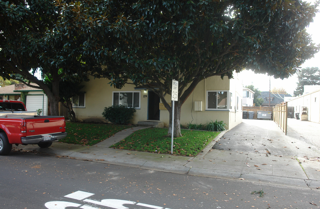 179 Dalma Dr in Mountain View, CA - Building Photo