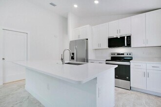 865 Dunbar St in Cocoa, FL - Building Photo - Building Photo