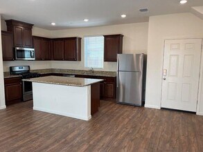 5543 Brittany Ct in Linda, CA - Building Photo - Building Photo