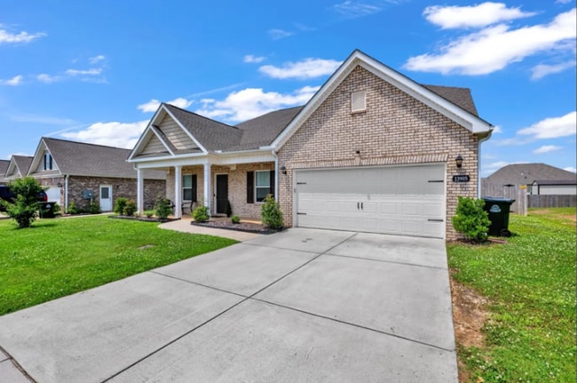 13905 Hickory Brk Rd in Athens, AL - Building Photo - Building Photo