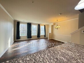 4834 Dane Ridge Cir in Dale City, VA - Building Photo - Building Photo