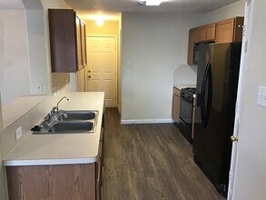 10523 Linsley Lane in Houston, TX - Building Photo - Building Photo