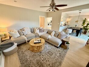 2414 S 5th St in Austin, TX - Building Photo - Building Photo