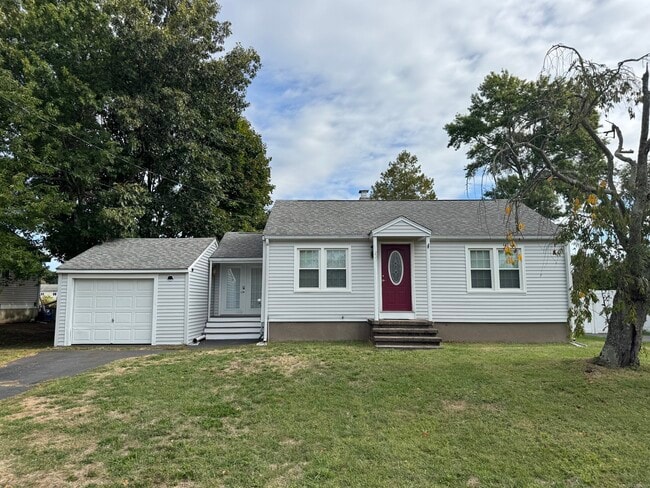 231 Kenneth St