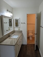 7500 Parkway Dr, Unit 203 in La Mesa, CA - Building Photo - Building Photo