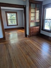 34 New Britain Ave in Newington, CT - Building Photo - Building Photo