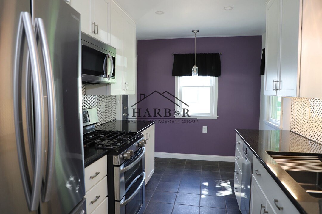 406 18th Ave SW in Rochester, MN - Building Photo