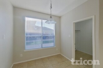 1470 Waldrop Dr in Lancaster, TX - Building Photo - Building Photo