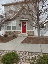 2484 St Paul Dr in Colorado Springs, CO - Building Photo