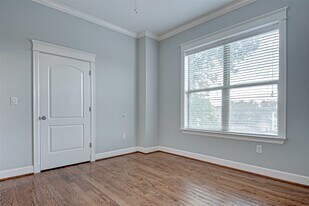 2802 Morrison St in Houston, TX - Building Photo