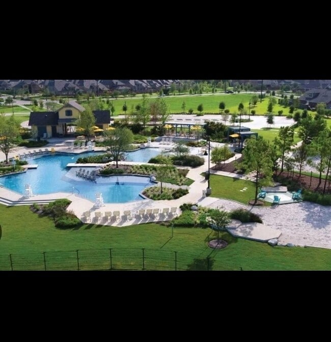 10130 Water Harbor Dr in Missouri City, TX - Foto de edificio - Building Photo