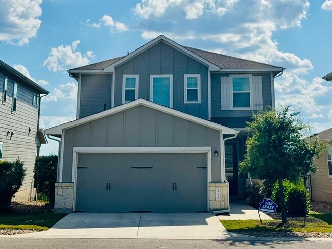 208 Montauk Loop