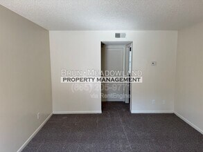 4409 Bruhin Rd in Knoxville, TN - Building Photo - Building Photo