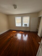 232 S 44th St, Unit 3Fl in Philadelphia, PA - Building Photo - Building Photo