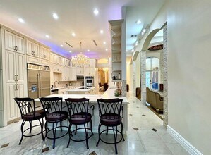 5981 SW 37th Terrace in Fort Lauderdale, FL - Building Photo - Building Photo