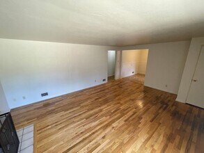 2635 Summer St SE in Salem, OR - Building Photo - Building Photo
