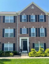 9054 Mercer Dr in Fishers, IN - Building Photo