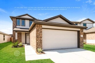 10747 Sunlit St in Cut And Shoot, TX - Building Photo - Building Photo