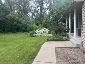 1793 Cheri Ct in White Bear Lake, MN - Building Photo - Building Photo