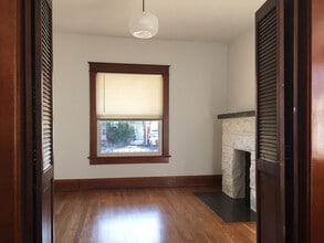 4316 Lloyd St, Unit Apt 1 in Kansas City, KS - Building Photo - Building Photo