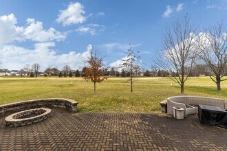 7225 Bromfield Dr in Canal Winchester, OH - Building Photo - Building Photo