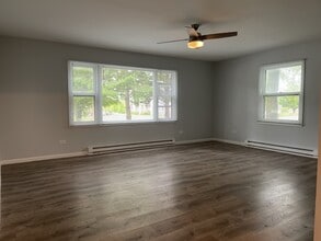 479 Eisenhower St in Marengo, IL - Building Photo - Building Photo